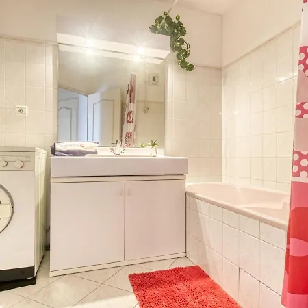 Le Consul By Interhome Frejus