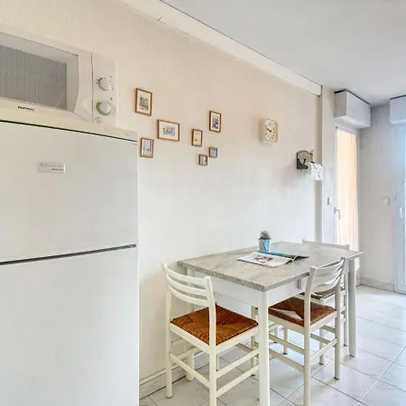 Le Consul By Interhome Apartment